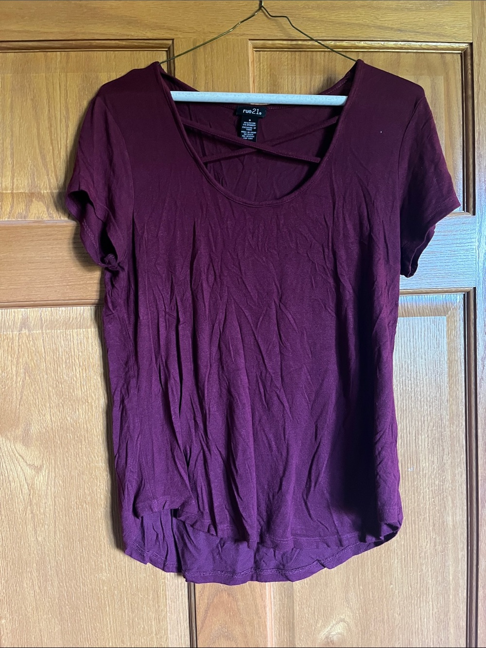 Rue21 Women's Short Sleeve Crisscross Back Tee - Wine